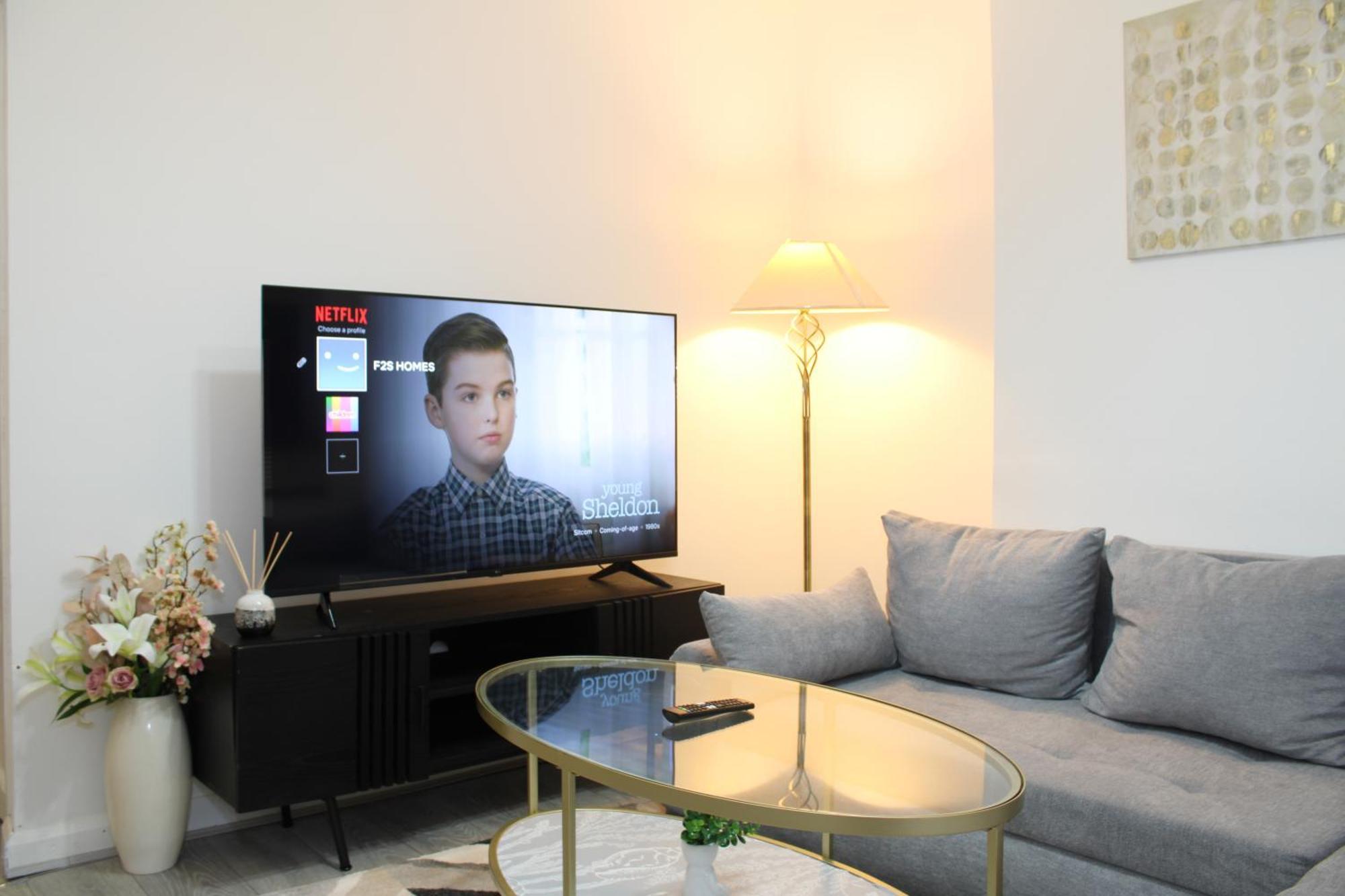 F2S Serviced Apartments 2Bedroom Terrace House With Free Wifi Netflix Suitable For Contractors Walking Distance To Train Station Derby Buitenkant foto